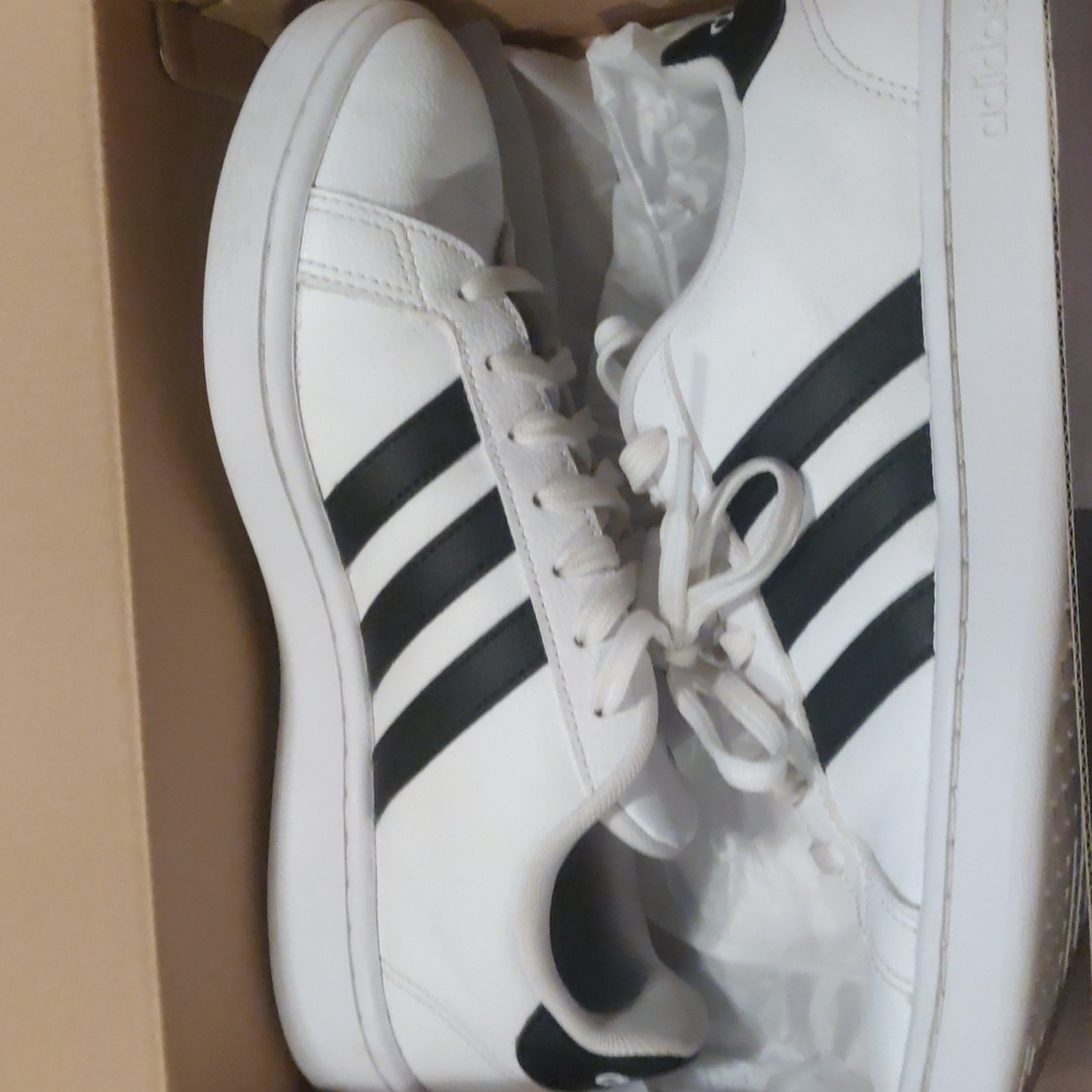 Adidas Grand Court